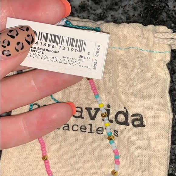 NWT pura vida beaded bracelet - Picture 2 of 3